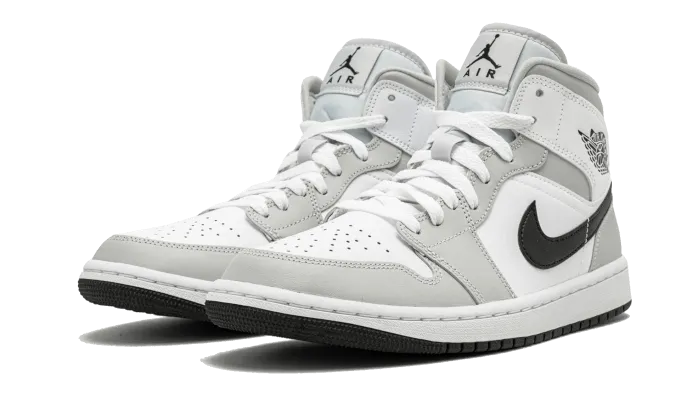 Air Jordan 1 Mid Light Smoke Grey