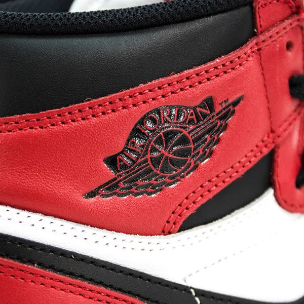 AIR JORDAN 1 RETRO CHICAGO 2015