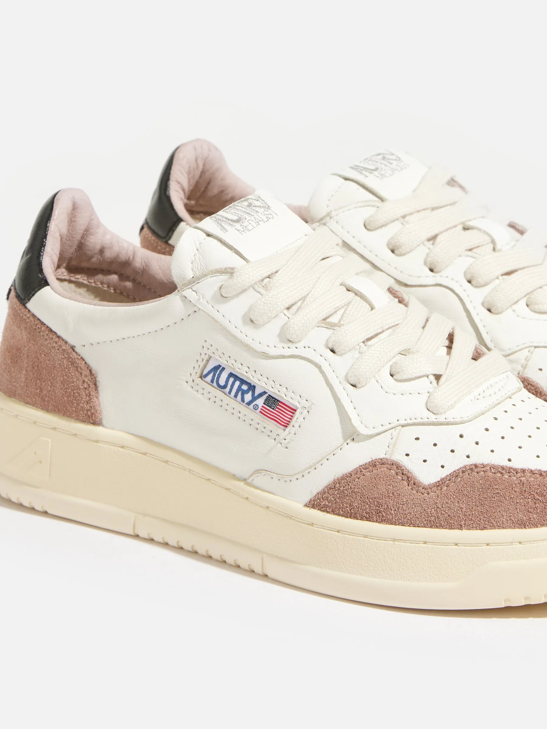 AUTRY | MEDALIST LOW FOR WOMEN