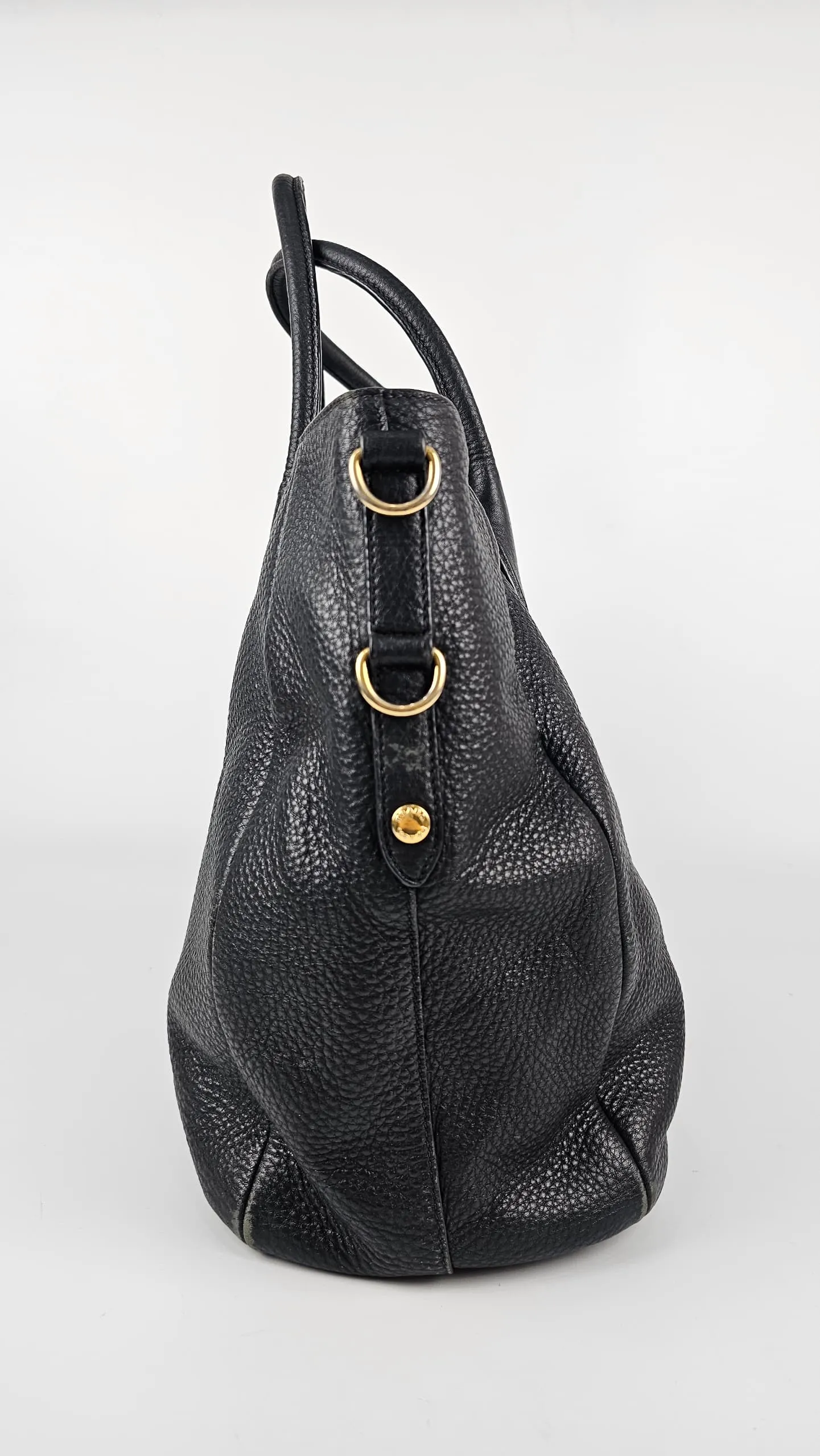 BN2537 Vitello Daino Large Leather Tote in Black