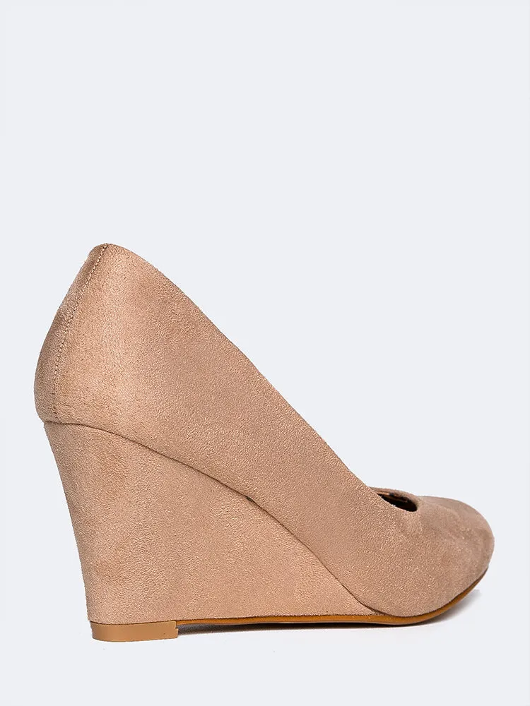 Closed Toe Wedge