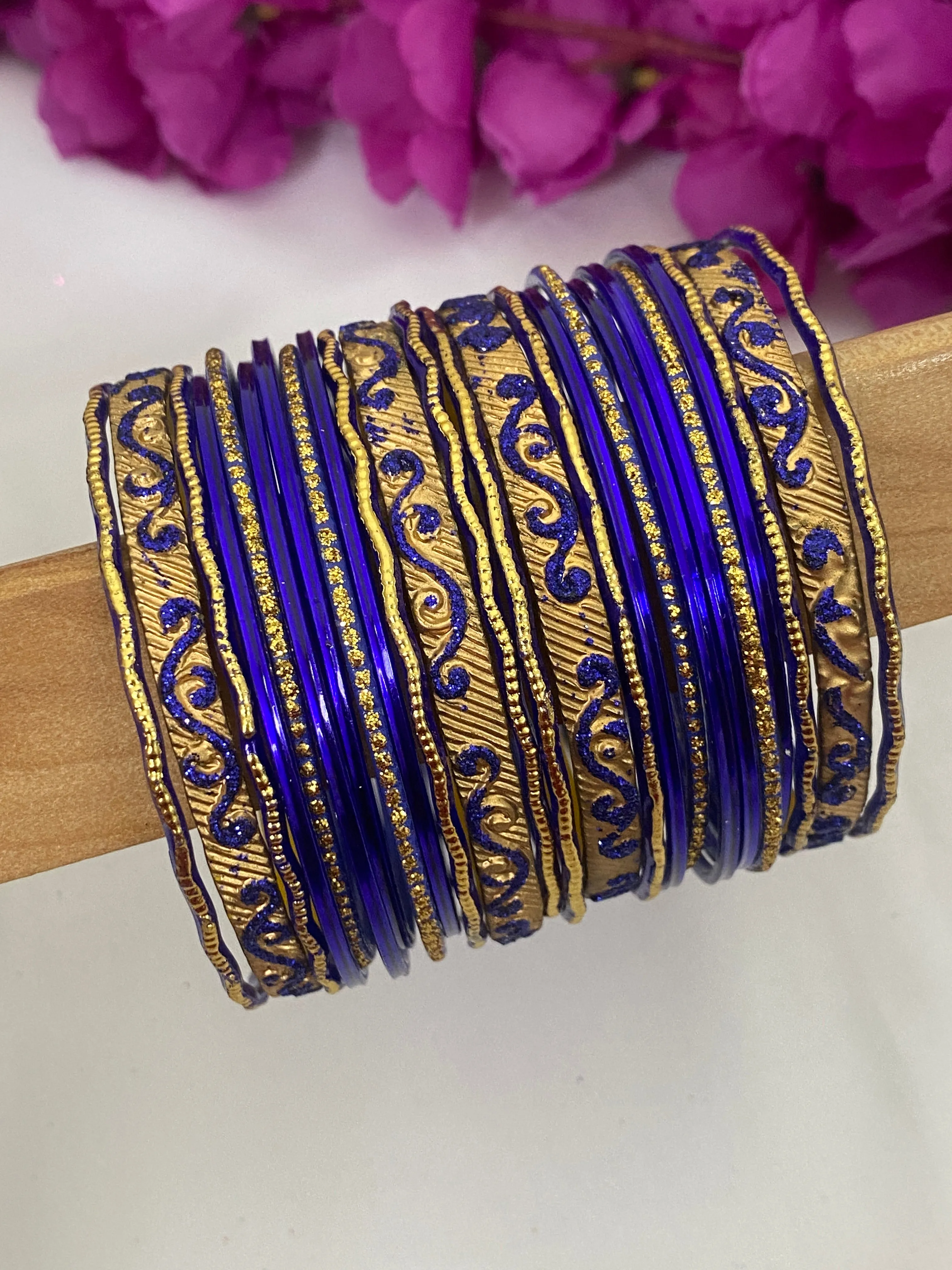 Fancy Wedding Blue Color Shinning Two Side Border Designer Bangles