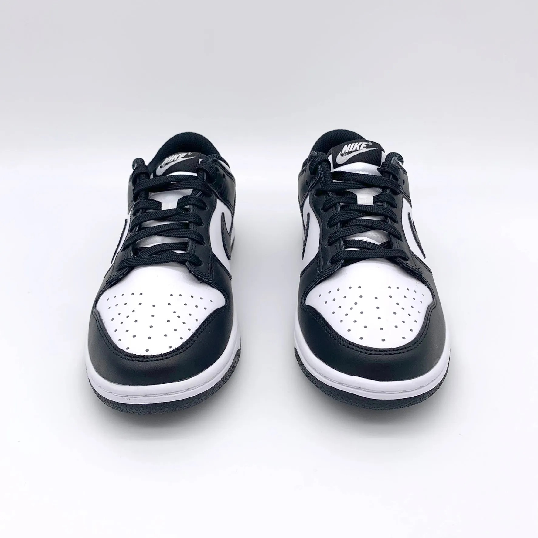 Nike Dunk Low Retro White Black Panda